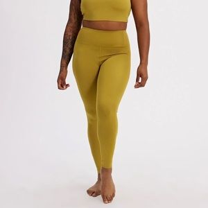 Girlfriend Collective Float Ultralight Leggings in Saturn